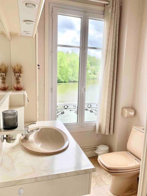Maison De Charme Avec Vue Sur Chateau Pierrefonds Esterno foto